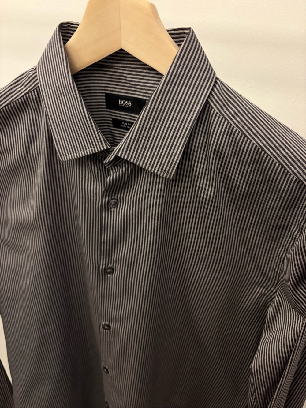 Hugo Boss Dress Shirt Slim Fit Black/Gray Stripe 16”